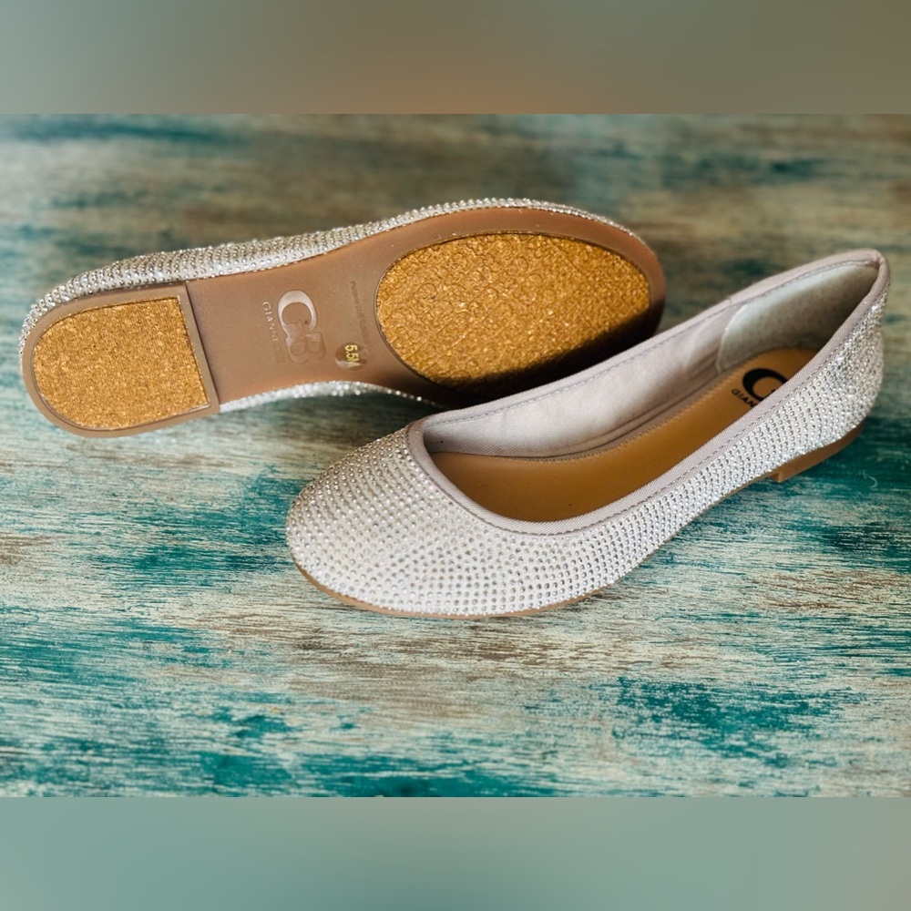 NEW Gianni Bini Sz. 5.5 Star-Bright Sparkle Flats